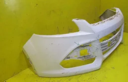 Бампер для Ford Kuga 2008 года на фотографиях