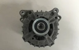 Генератор для Skoda Octavia 2014 года на фотографиях