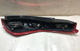 Фонарь левый для Nissan X-Trail 2012 года на фотографиях