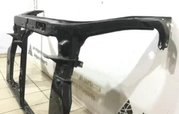 Панель радиатора (телевизор) для Hyundai Tucson 2008 года на фотографиях