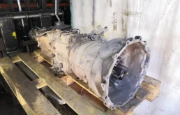 МКПП для Mitsubishi Pajero 2001 года на фотографиях