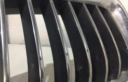 Решетка радиатора для BMW 5er 2010 года на фотографиях