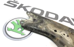 Рычаг передний левый нижний для Skoda Octavia 2017 года на фотографиях
