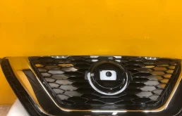 Решетка радиатора для Nissan Qashqai 2020 года на фотографиях