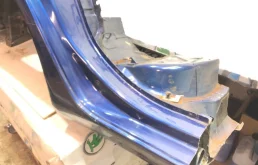 Заднее правое крыло для Skoda Octavia 2009 года на фотографиях