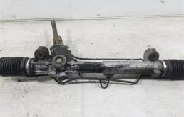 Рулевая рейка для Ford Focus 2004 года на фотографиях