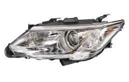 Фара левая для Toyota Camry 2014 года на фотографиях