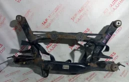 Задний подрамник для Volkswagen Tiguan 2013 года на фотографиях