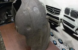 Подкрылок передний правый для BMW 5er 2010 года на фотографиях