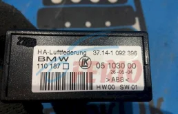 Блок управления пневмоподвеской для BMW X5 на фотографиях