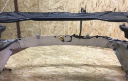 Усилитель переднего бампера для Mercedes-Benz GLK class 2008 года на фотографиях