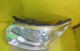 Фара левая для Ford Transit 2022 года на фотографиях