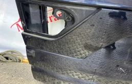 Дверь багажника для BMW X3 2008 года на фотографиях