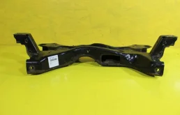 Подрамник двигателя для Volkswagen Polo 2018 года на фотографиях