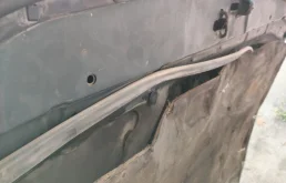 Капот для Toyota Land Cruiser 2003 года на фотографиях