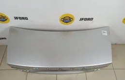 Крышка багажника для Volvo S80 2011 года на фотографиях