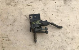 Датчик дорожного просвета задний для Nissan X-Trail 2012 года на фотографиях