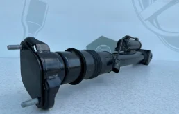 Амортизатор задний правый для Mercedes-Benz GL class 2010 года на фотографиях