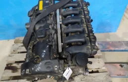 Двигатель без навесного для BMW 5er 2007 года на фотографиях