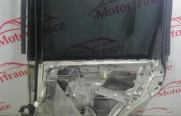 Дверь задняя правая для Nissan X-Trail 2002 года на фотографиях