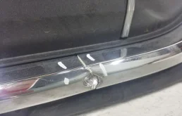 Решетка радиатора левая для Audi Q8 на фотографиях