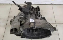 МКПП для Ford Galaxy 2009 года на фотографиях