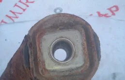 Задний подрамник для Volkswagen Tiguan 2013 года на фотографиях