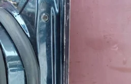 Двери для Mercedes-Benz C class 2006 года на фотографиях