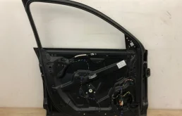 Дверь багажника для Volkswagen Touareg 2009 года на фотографиях