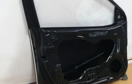 Дверь передняя левая для Kia Cerato 2012 года на фотографиях