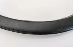 Молдинг крыла задний правый для Toyota RAV4 2018 года на фотографиях