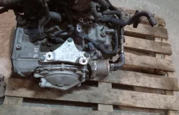 АКПП для Nissan X-Trail 2013 года на фотографиях