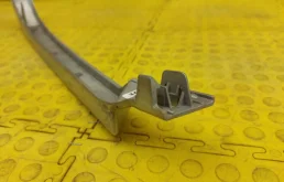 Реснички передние левые для Mercedes-Benz M class на фотографиях