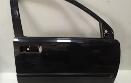 Дверь передняя правая для Nissan X-Trail 2006 года на фотографиях