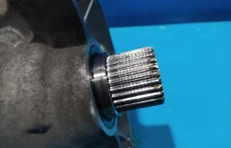 Раздатка для Nissan X-Trail 2005 года на фотографиях