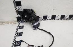 Зеркало боковое левое для Volvo XC90 2017 года на фотографиях