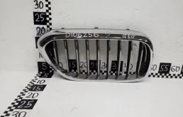Решетка радиатора правая для BMW 5er 2023 года на фотографиях
