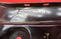 Кронштейн правой фары верхний для Volkswagen Polo на фотографиях