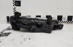 Противотуманка (ПТФ) передняя правая для BMW 5er 2020 года на фотографиях