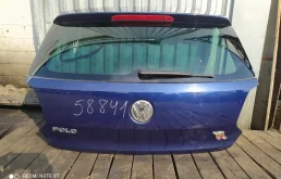 Дверь багажника для Volkswagen Polo 2014 года на фотографиях