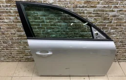 Двери для Audi A4 2008 года на фотографиях