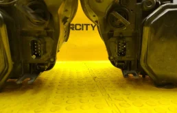 Фара левая для BMW 5er 2008 года на фотографиях