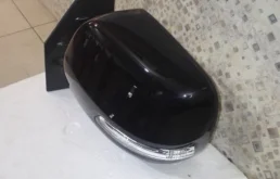 Зеркало боковое левое для Toyota Land Cruiser 2014 года на фотографиях