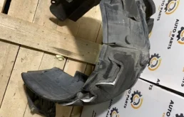 Подкрылок передний левый для Nissan Teana 2017 года на фотографиях