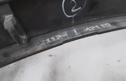 Молдинг переднего бампера правый для Toyota RAV4 2018 года на фотографиях