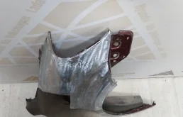 Крылья для Volkswagen Caddy 2007 года на фотографиях