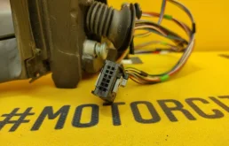 Стекла и зеркала для BMW 5er 2001 года на фотографиях