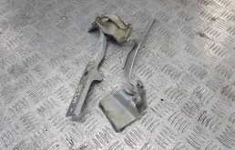 Петля капота правая для Suzuki Grand Vitara 2011 года на фотографиях