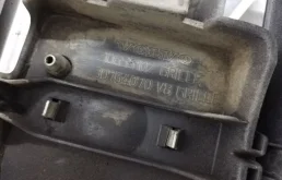 Решетка радиатора для Volvo S80 2004 года на фотографиях