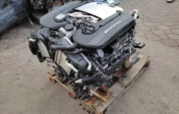 Двигатель для Mercedes-Benz C class 2018 года на фотографиях